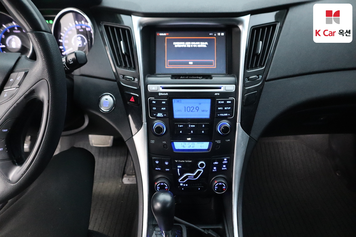 Hyundai Sonata 2011 - Image 6