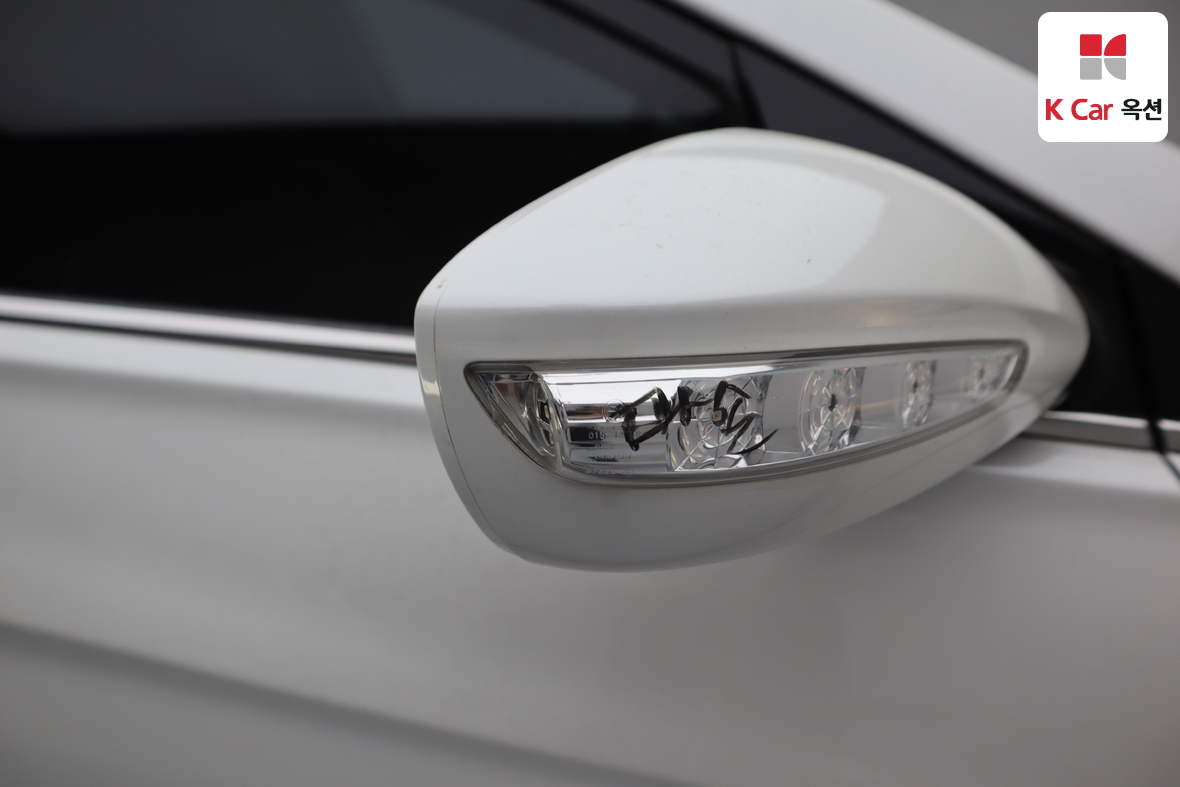 Hyundai Sonata 2011 - Image 39