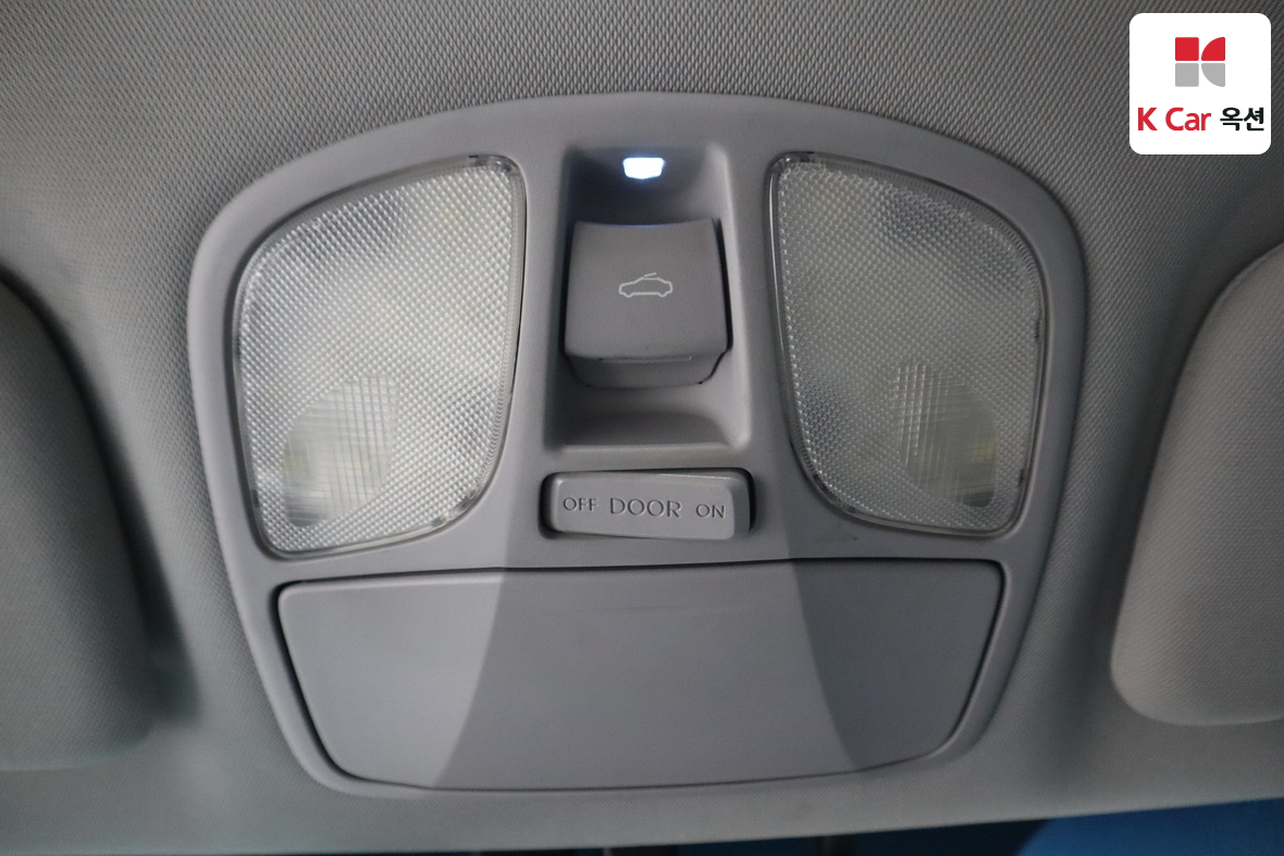 Hyundai Sonata 2011 - Image 13