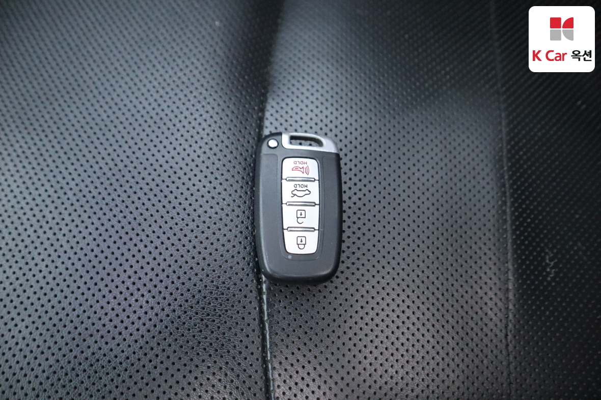 Hyundai Sonata 2011 - Image 19