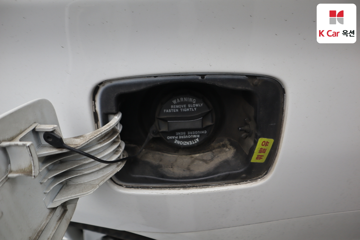 Hyundai Sonata 2011 - Image 28