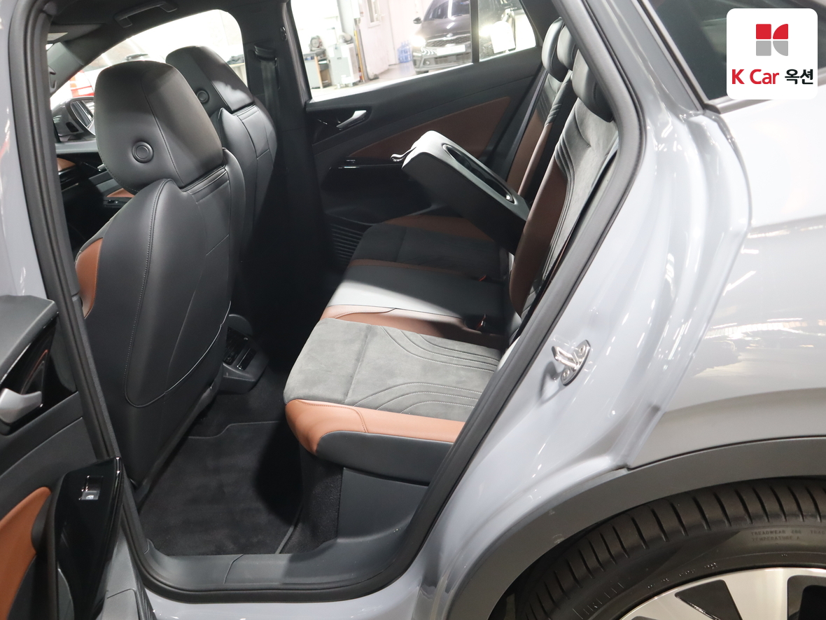 VOLKSWAGEN ID5 - 25