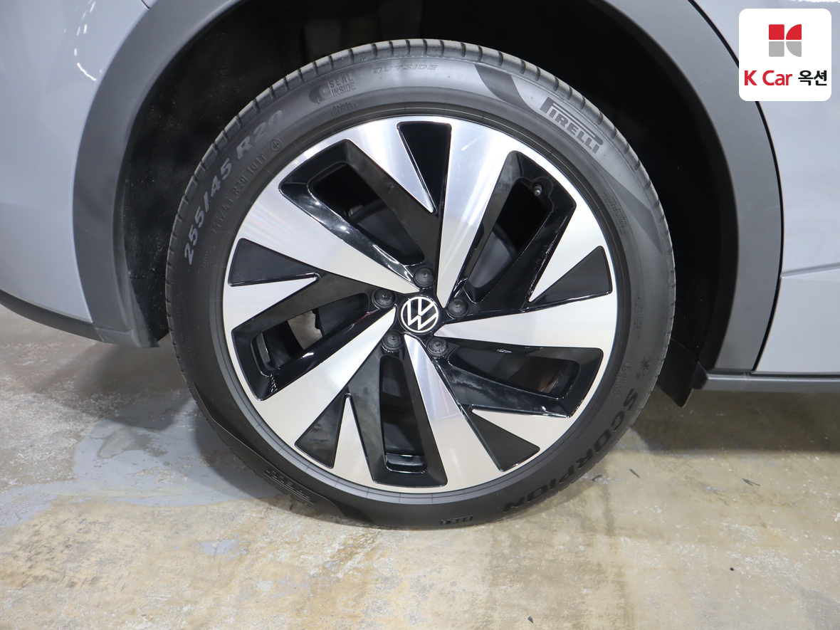 VOLKSWAGEN ID5 - 52