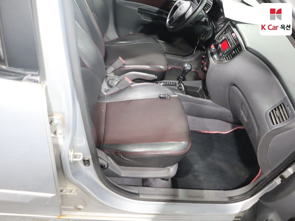 كيا برايد 2010 - صورة 28