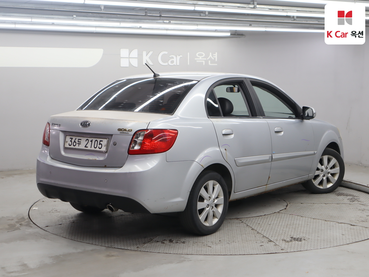 كيا برايد 2010 - صورة 2