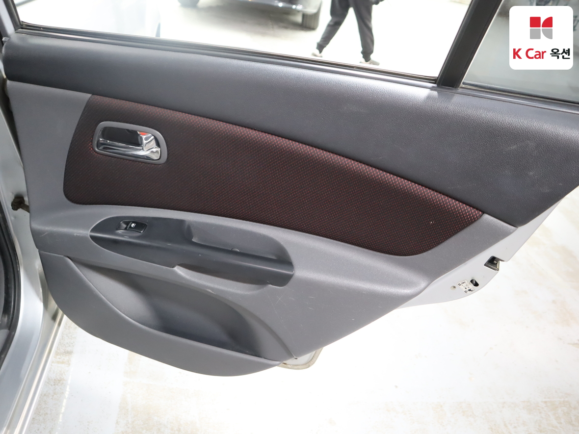 كيا برايد 2010 - صورة 25