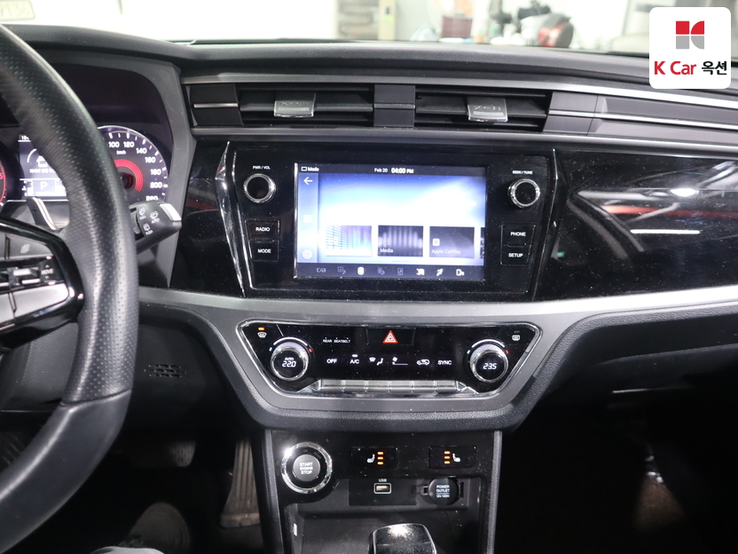 سانغ يونغ - كوراندو - Image 6