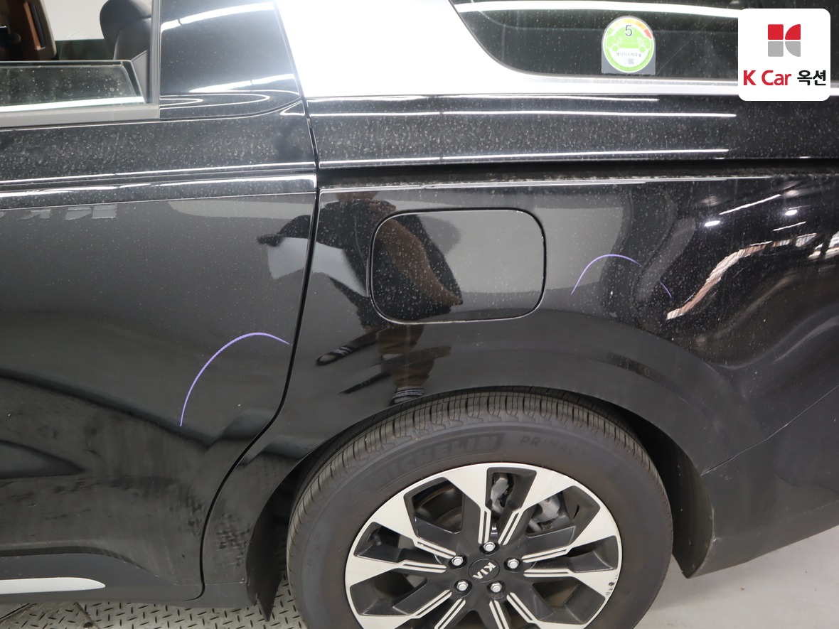 Kia Carnival 2021 - Image 38