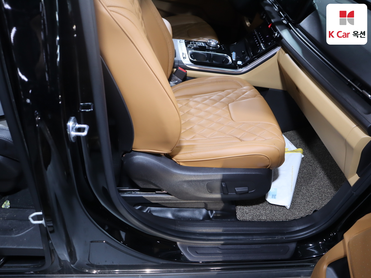Kia Carnival 2021 - Image 30