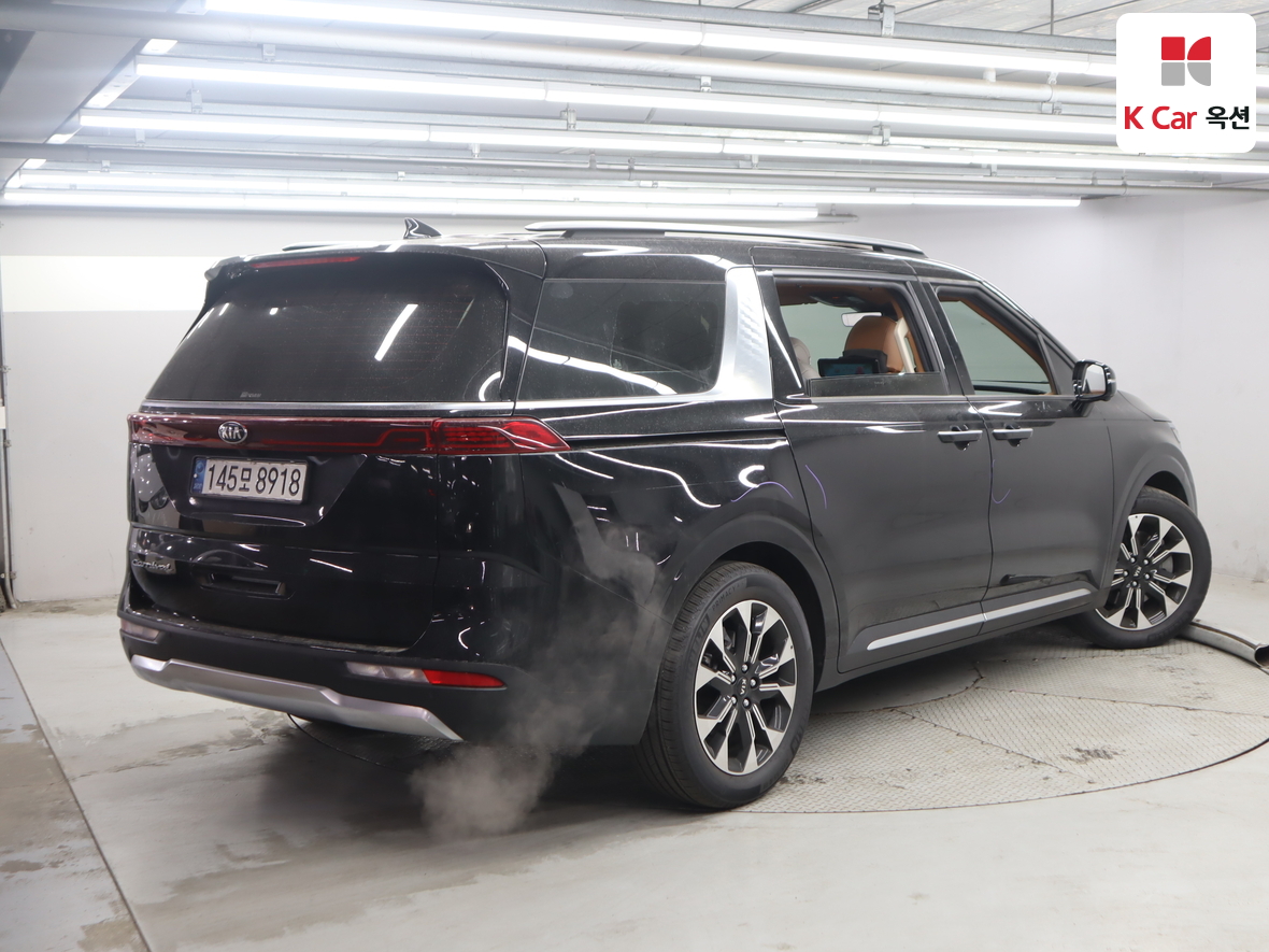 Kia Carnival 2021 - Image 2