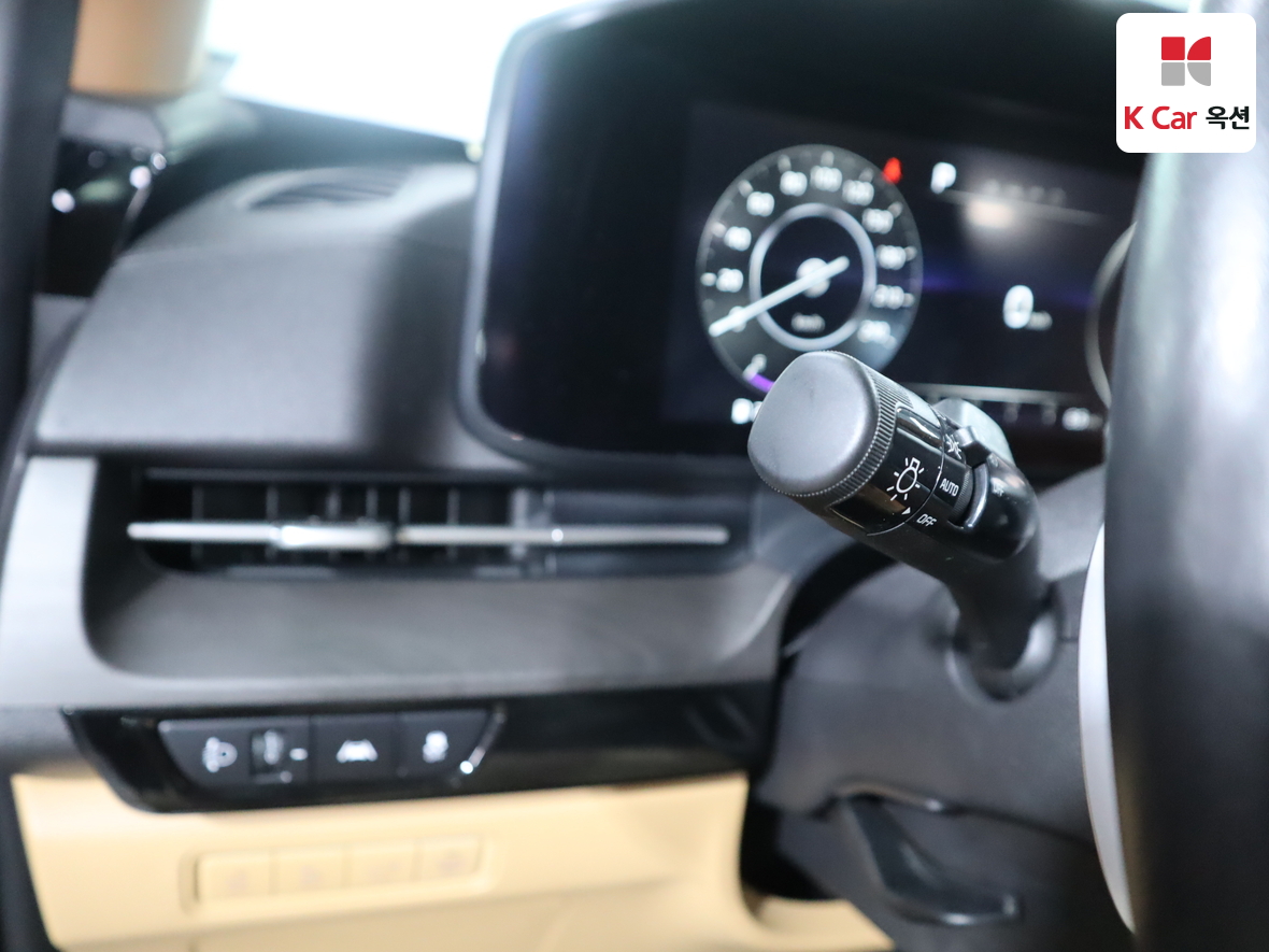 Kia Carnival 2021 - Image 9