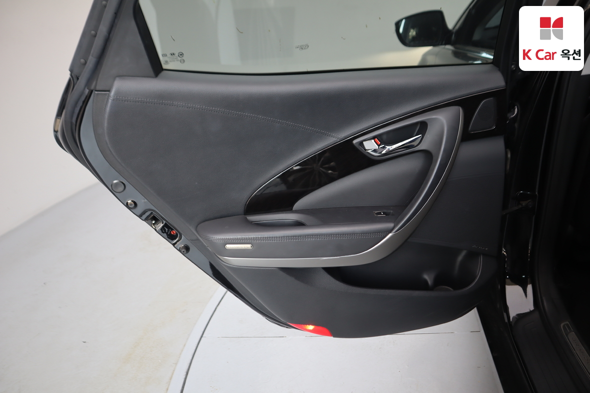 Hyundai AZERA 2013 - Image 21