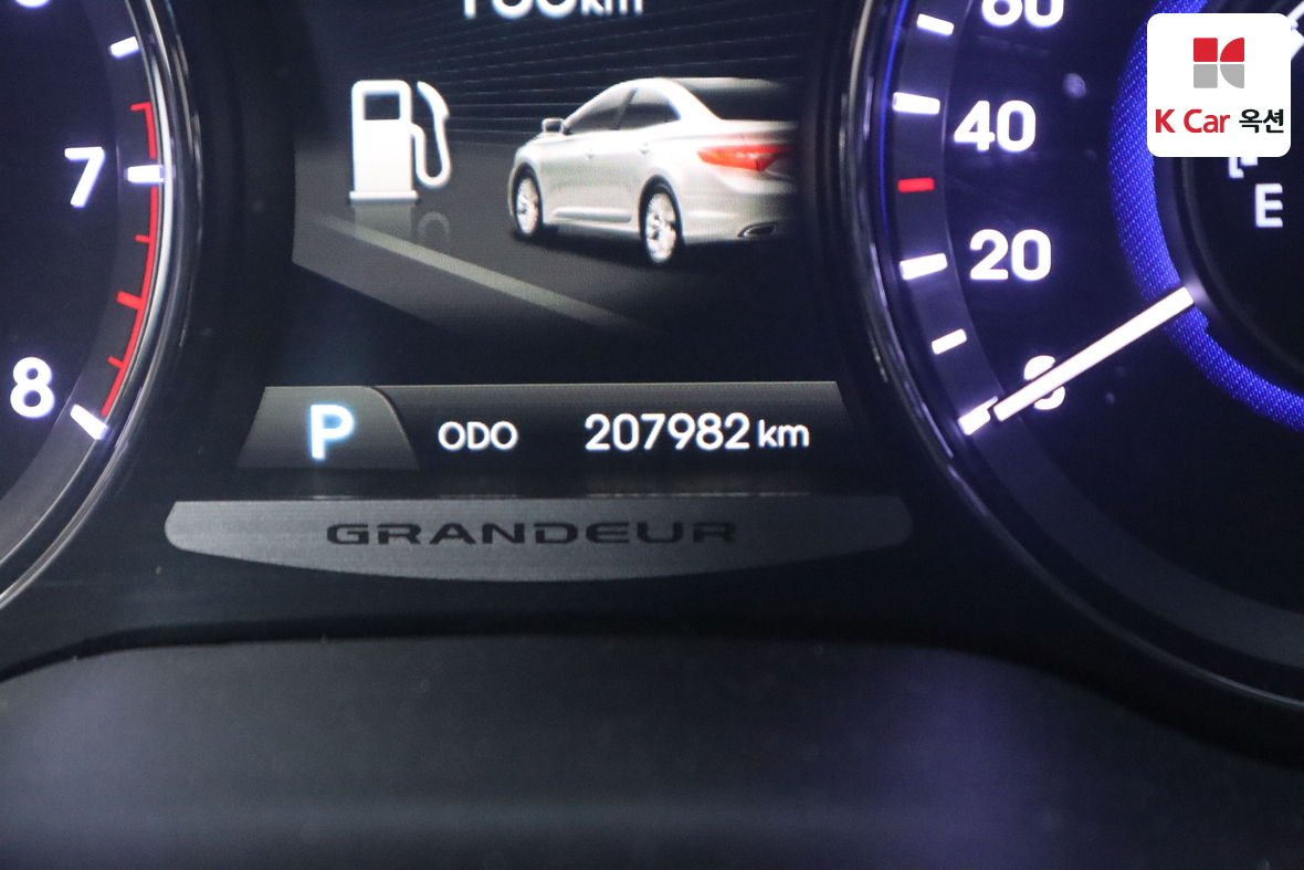 Hyundai AZERA 2013 - Image 4