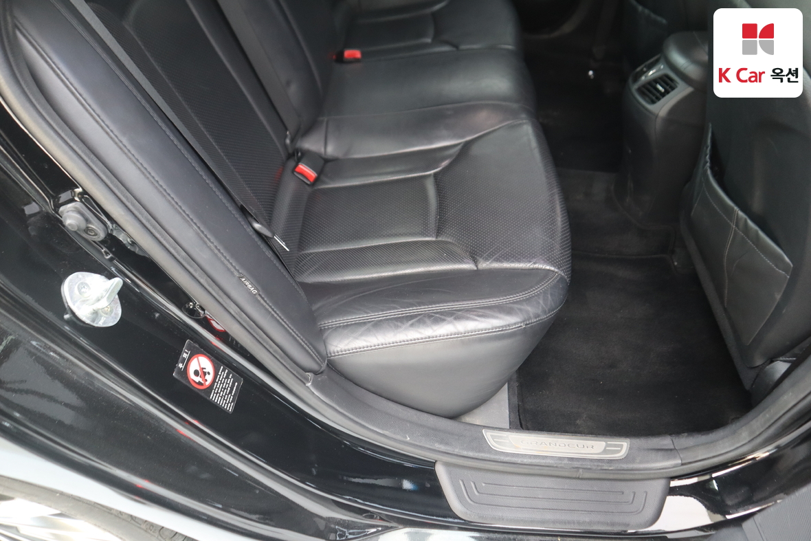 Hyundai AZERA 2013 - Image 26