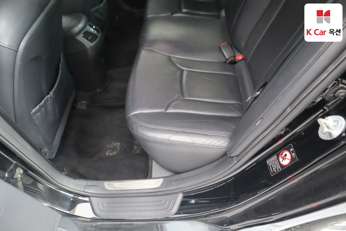 Hyundai AZERA 2013 - Image 22