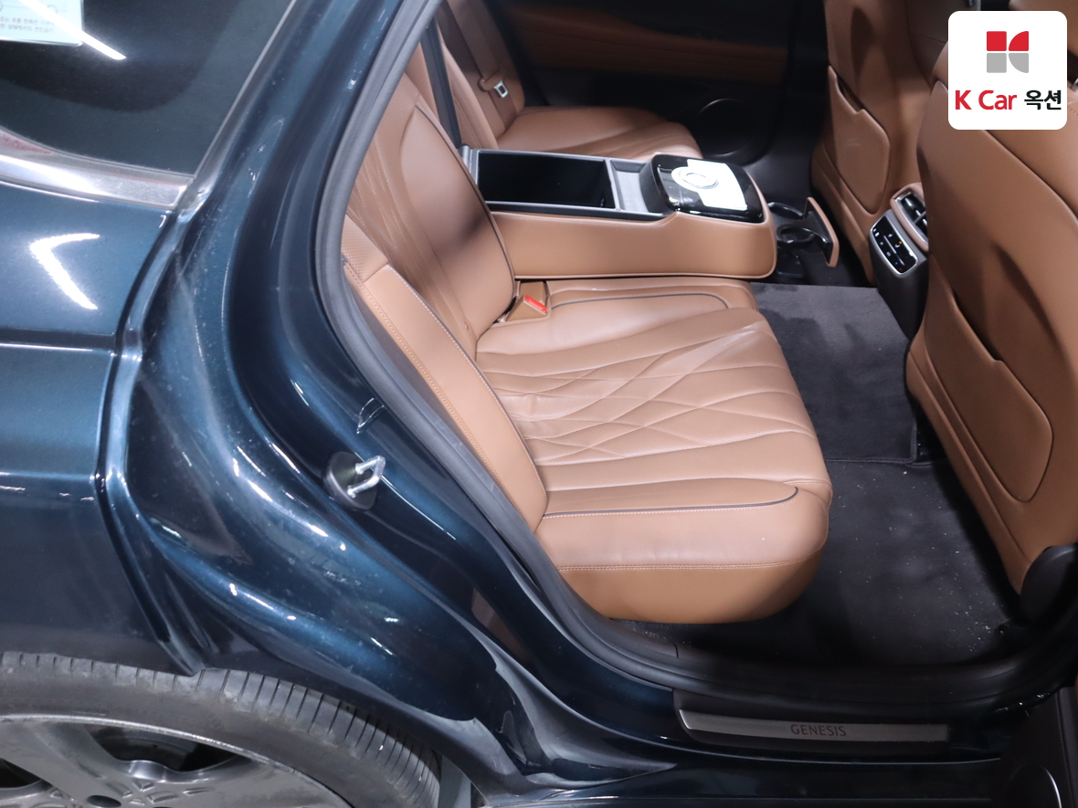 Genesis G80 2021 - Image 27