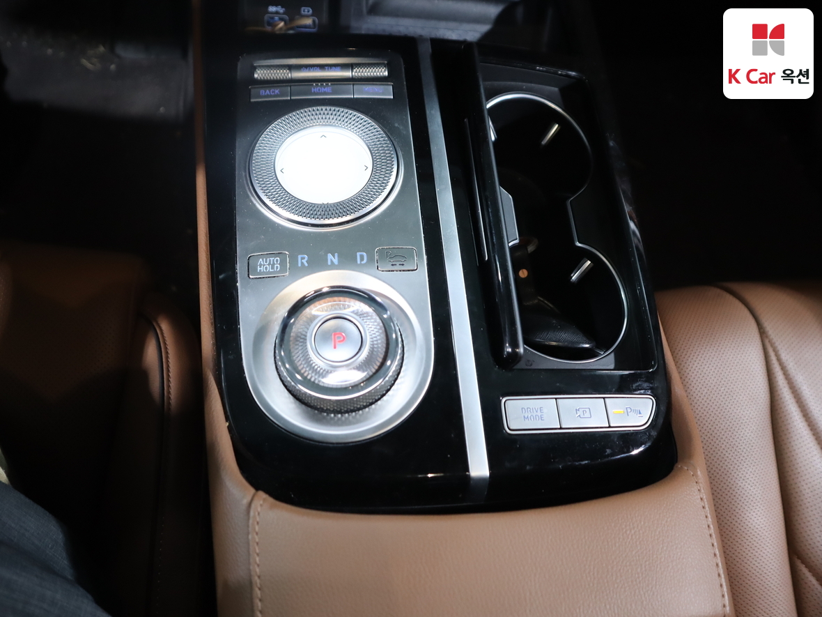 Genesis G80 2021 - Image 16