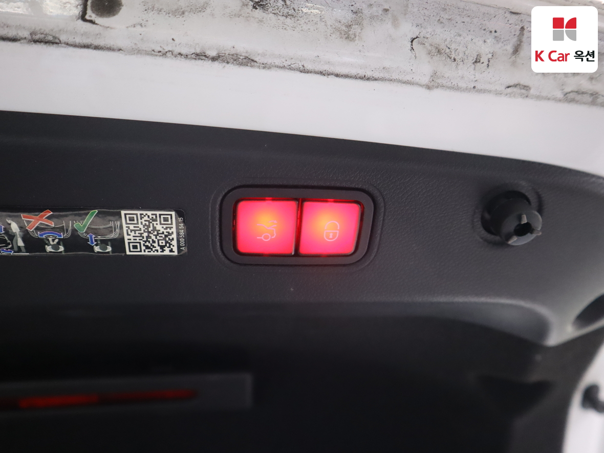 مرسيدس بنز CLS 2023 - صورة 28