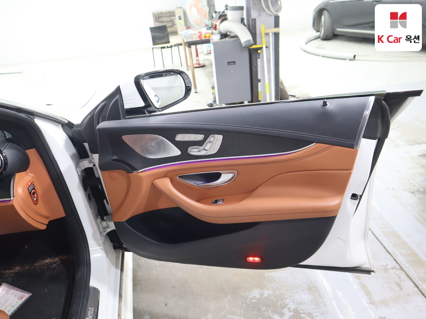 مرسيدس - CLS 300d - Image 32