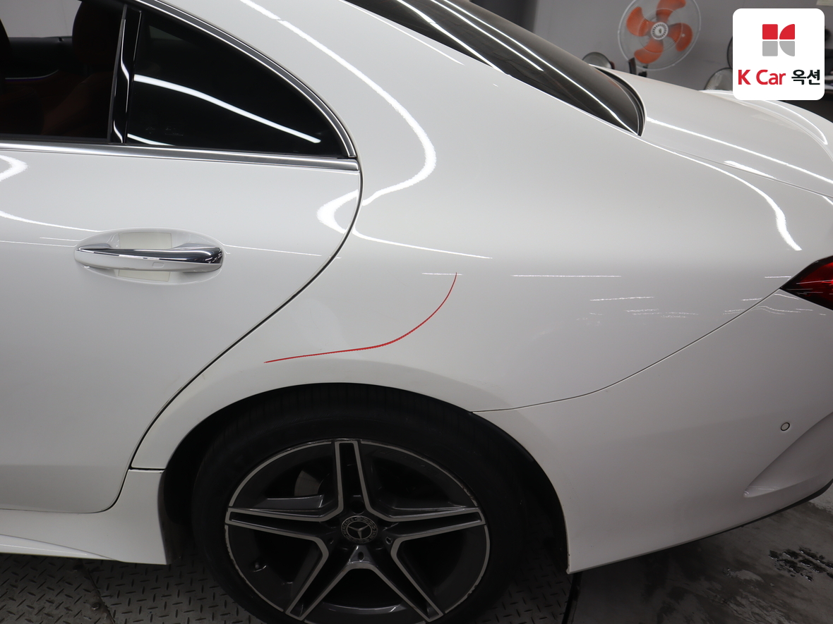 مرسيدس بنز CLS 2023 - صورة 43