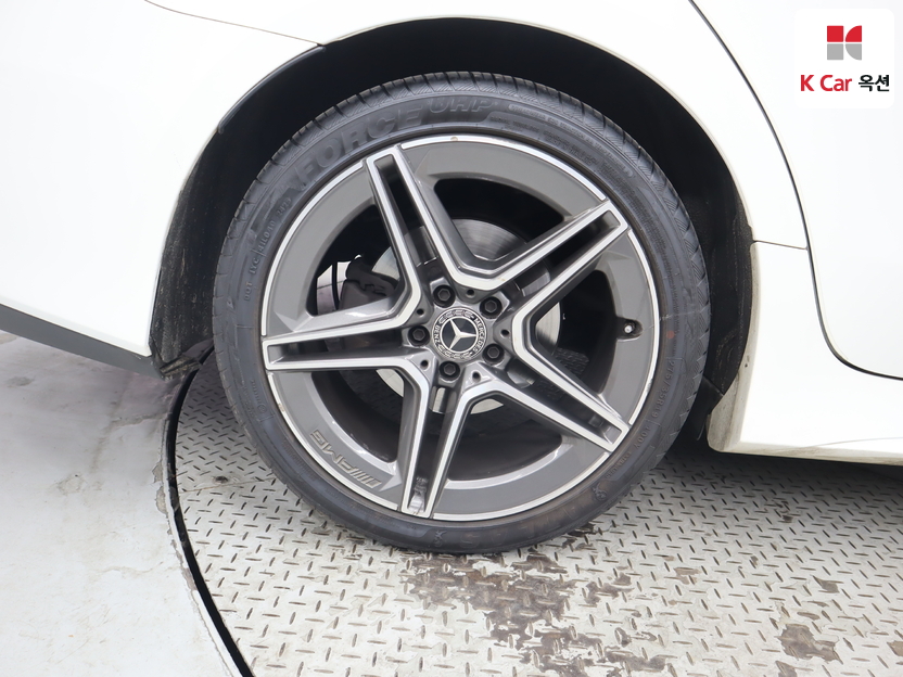 مرسيدس - CLS 300d - Image 52