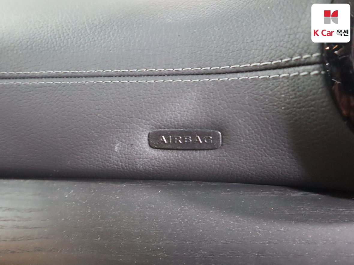 مرسيدس بنز CLS 2023 - صورة 34