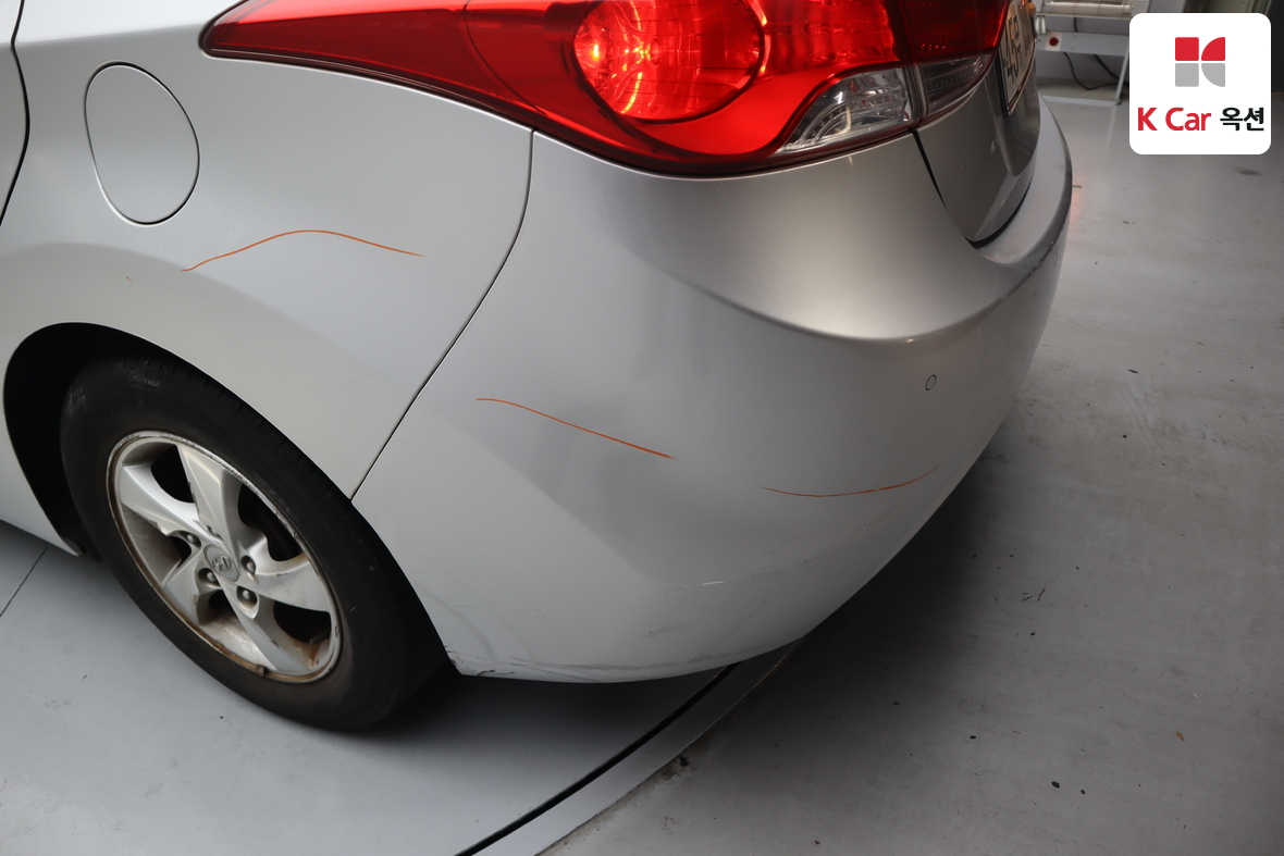 Hyundai Elantra 2012 - Image 40