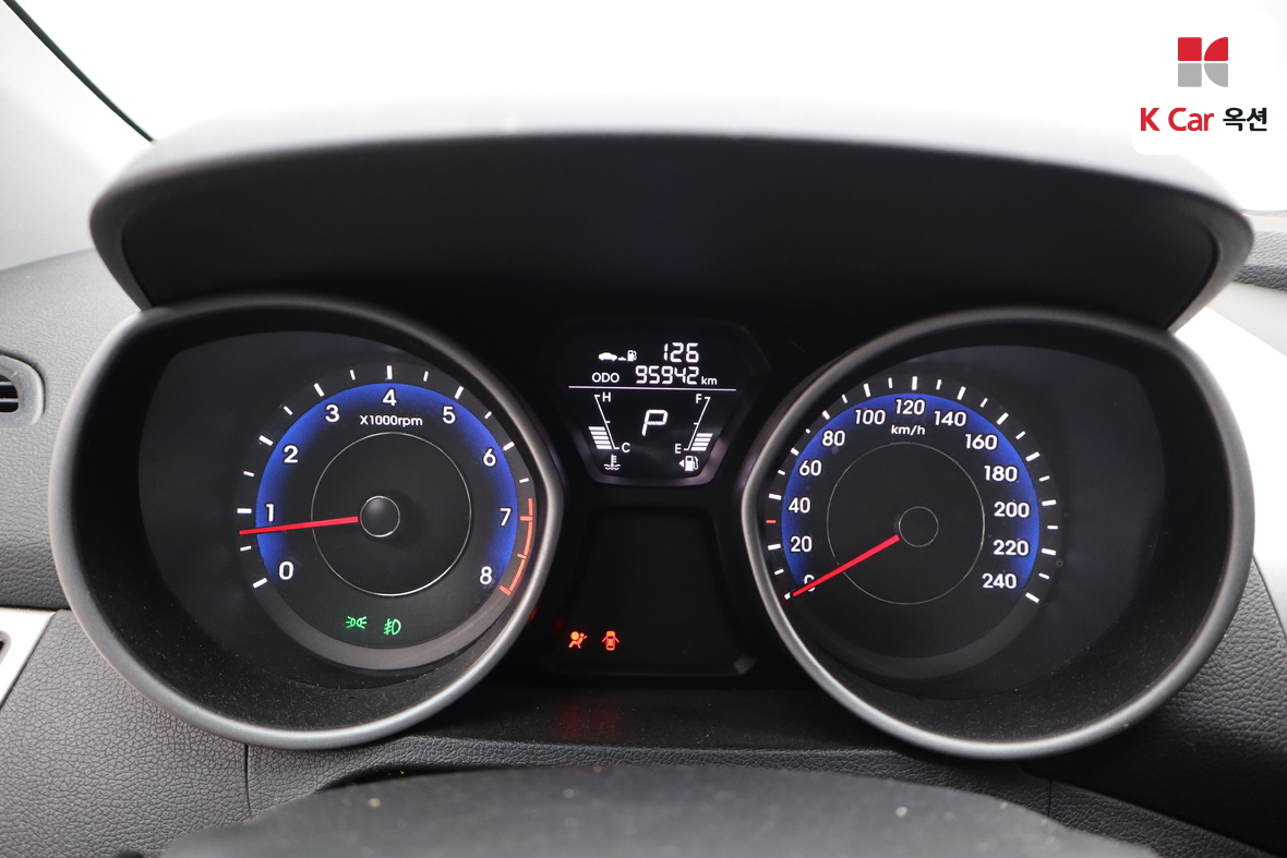 Hyundai Elantra 2012 - Image 5