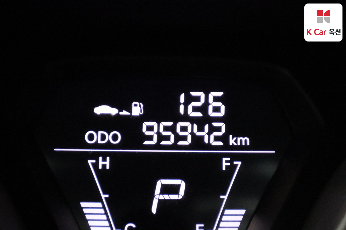 Hyundai Elantra 2012 - Image 4