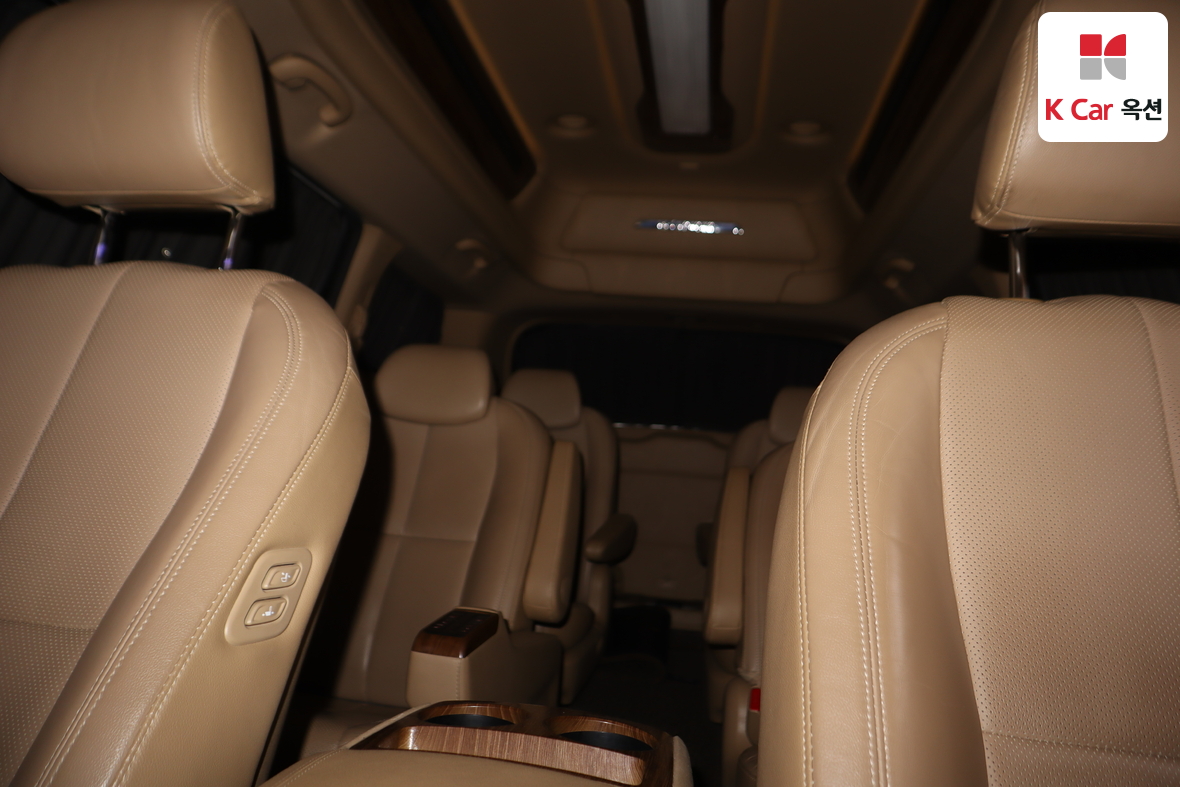 كيا نيو كارنيفال 2017 - صورة 19