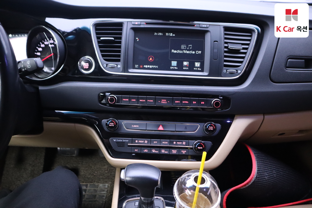 كيا نيو كارنيفال 2017 - صورة 6