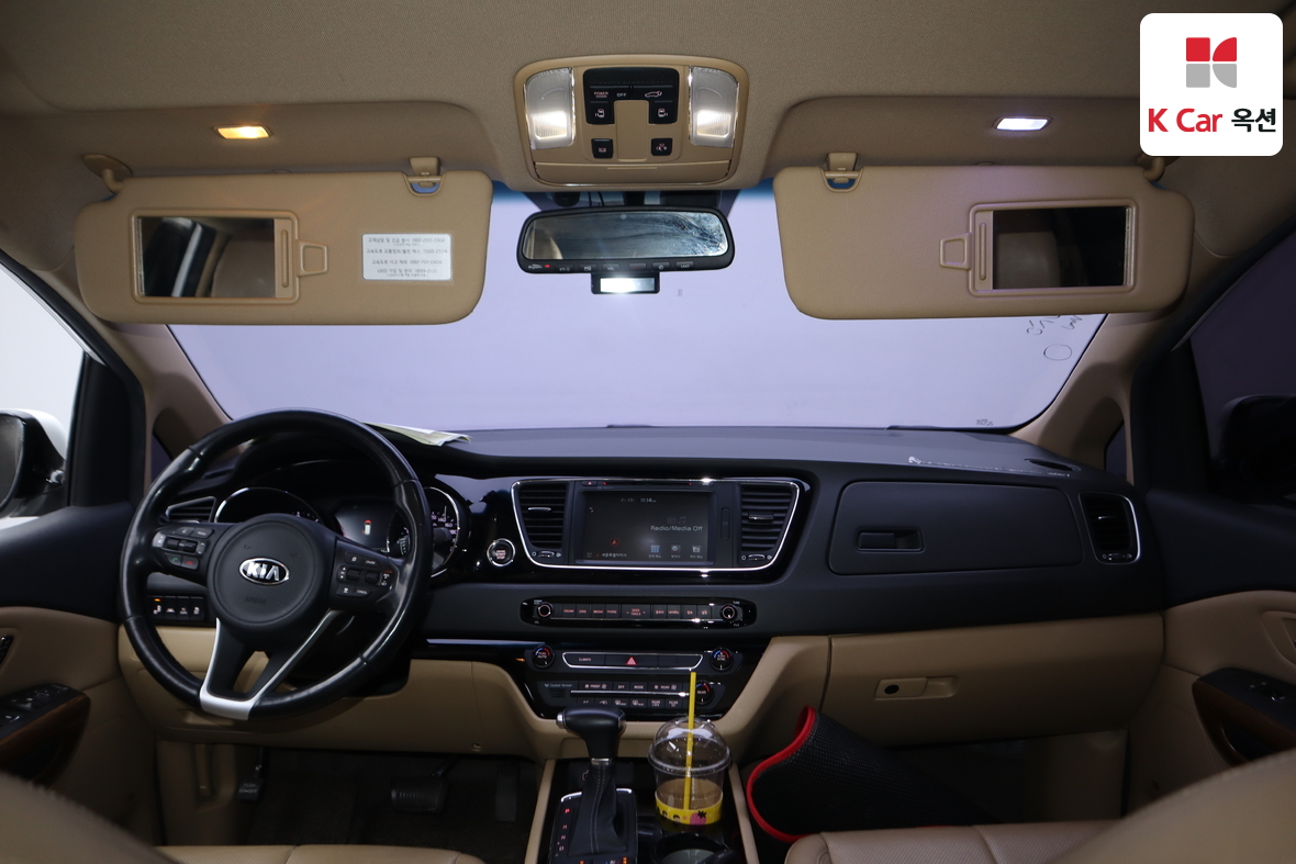 كيا نيو كارنيفال 2017 - صورة 3