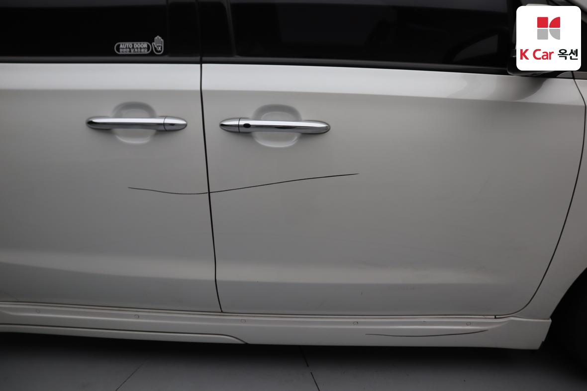 كيا نيو كارنيفال 2017 - صورة 43