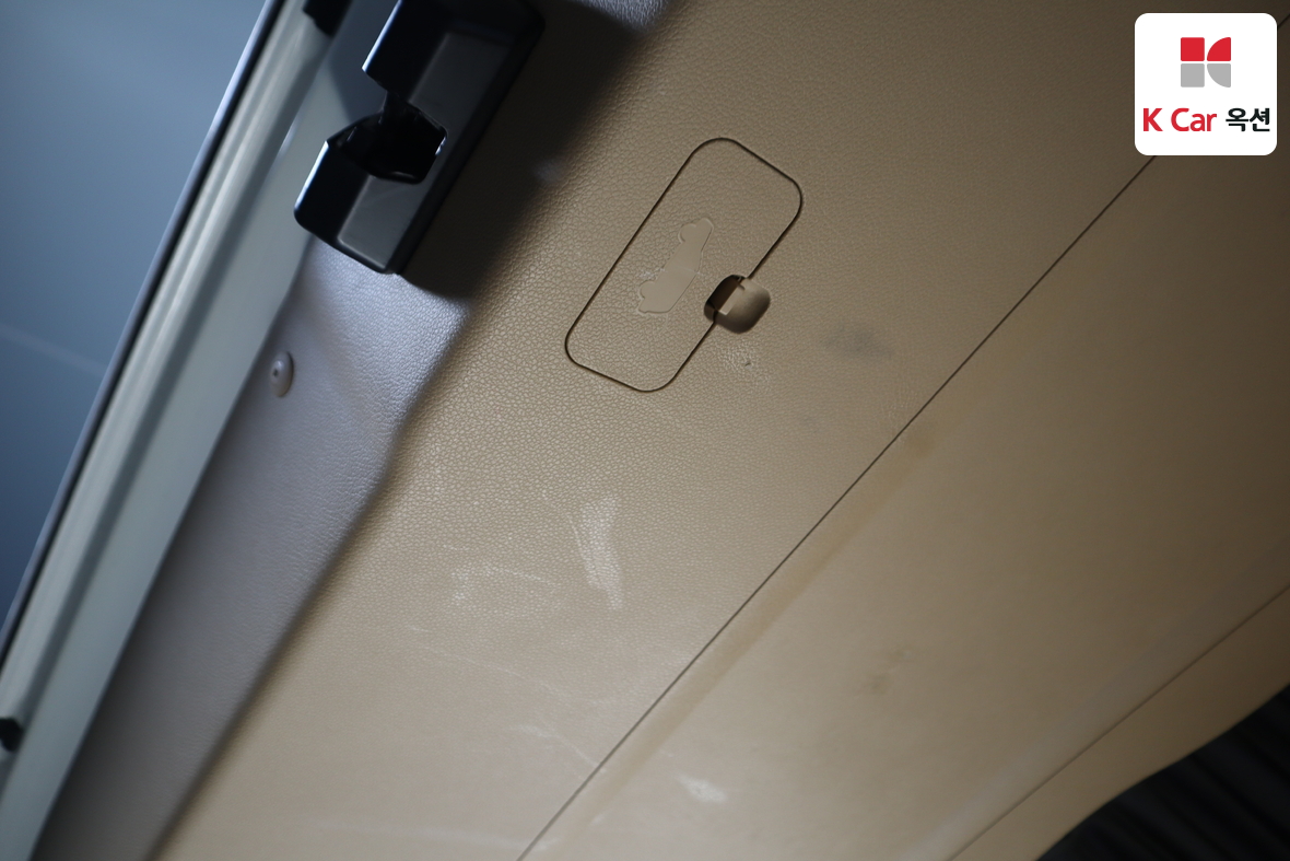 كيا نيو كارنيفال 2017 - صورة 32