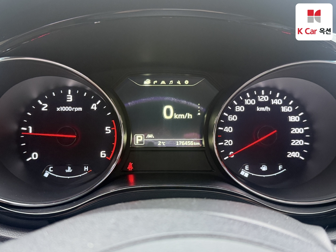 كيا نيو كارنيفال 2017 - صورة 5