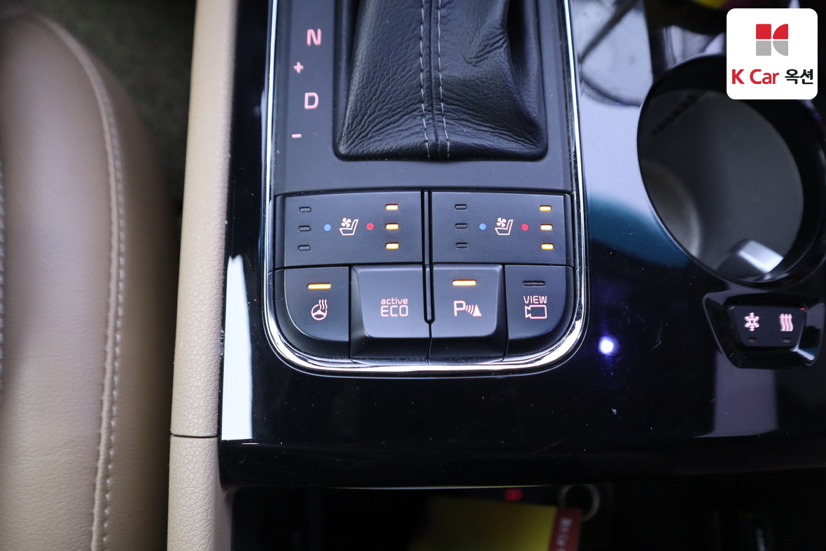 كيا نيو كارنيفال 2017 - صورة 16