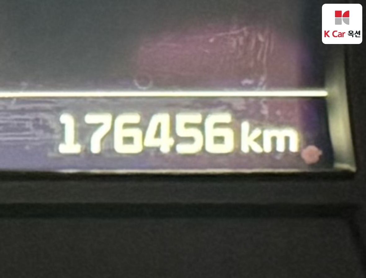 كيا نيو كارنيفال 2017 - صورة 4