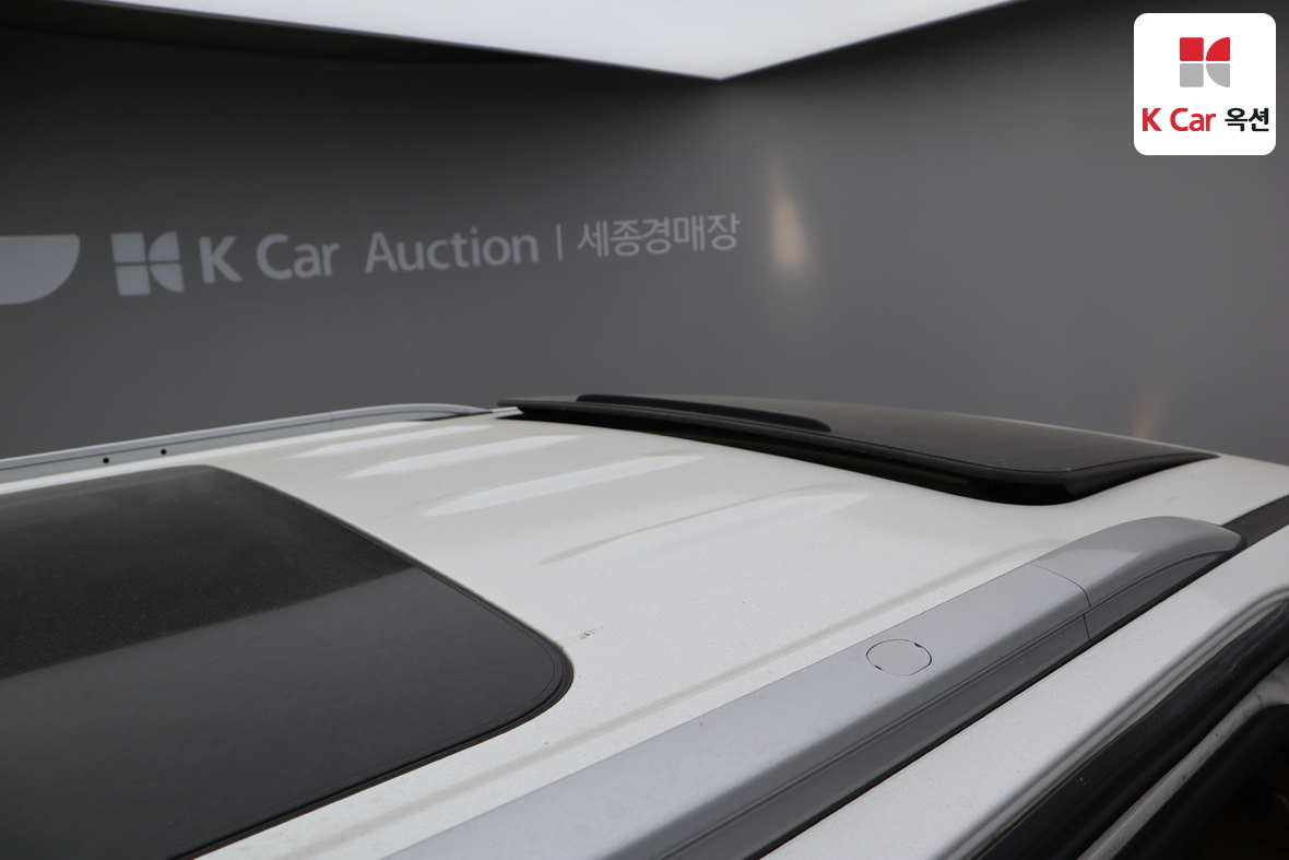 Kia New Carnival 2018 - Image 30