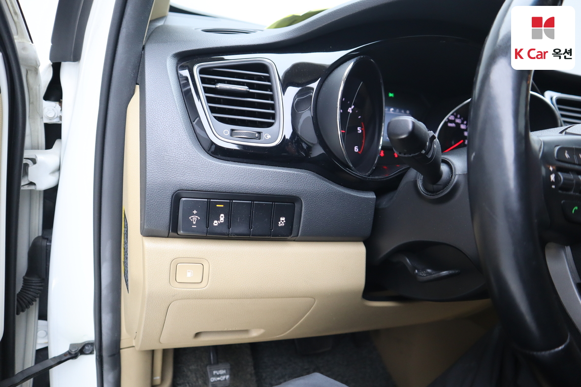 Kia New Carnival 2018 - Image 9