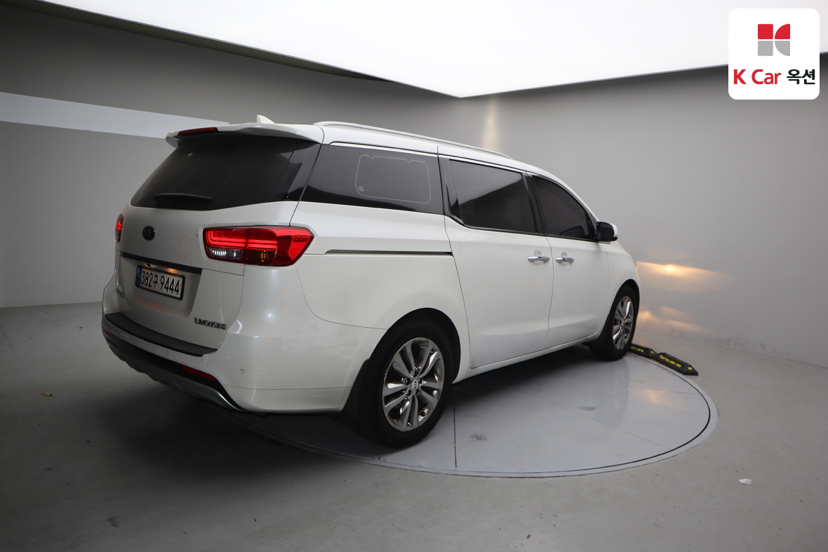 Kia New Carnival 2018 - Image 2