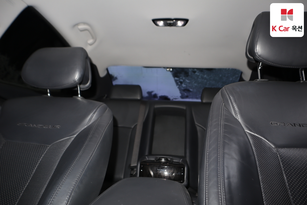 هيونداي أزيرا 2012 - صورة 18