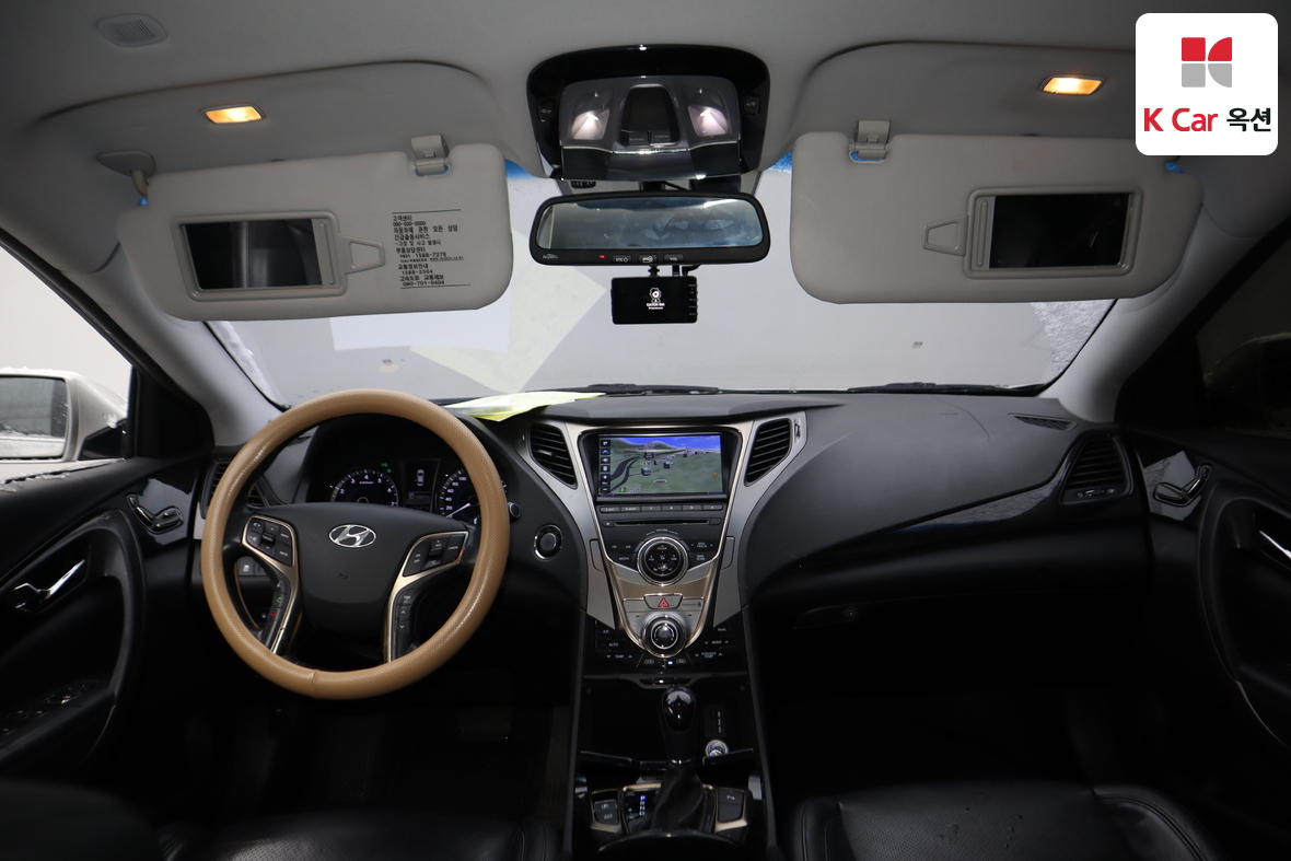 هيونداي أزيرا 2012 - صورة 3