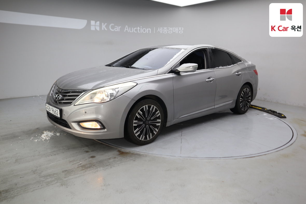 هيونداي أزيرا 2012 - صورة 1