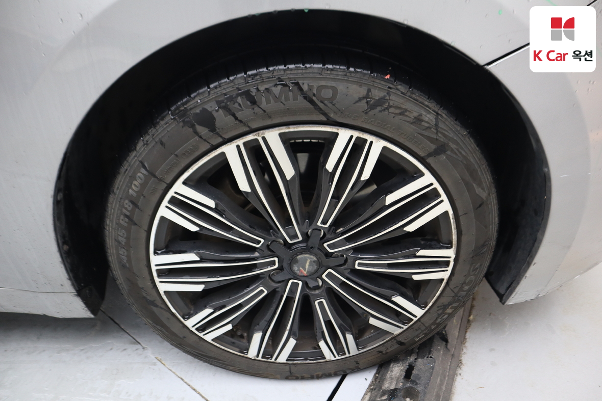 هيونداي أزيرا 2012 - صورة 31