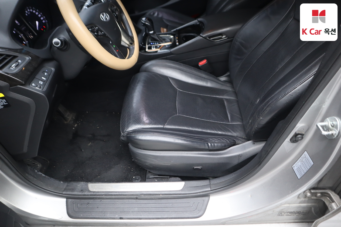 هيونداي أزيرا 2012 - صورة 19