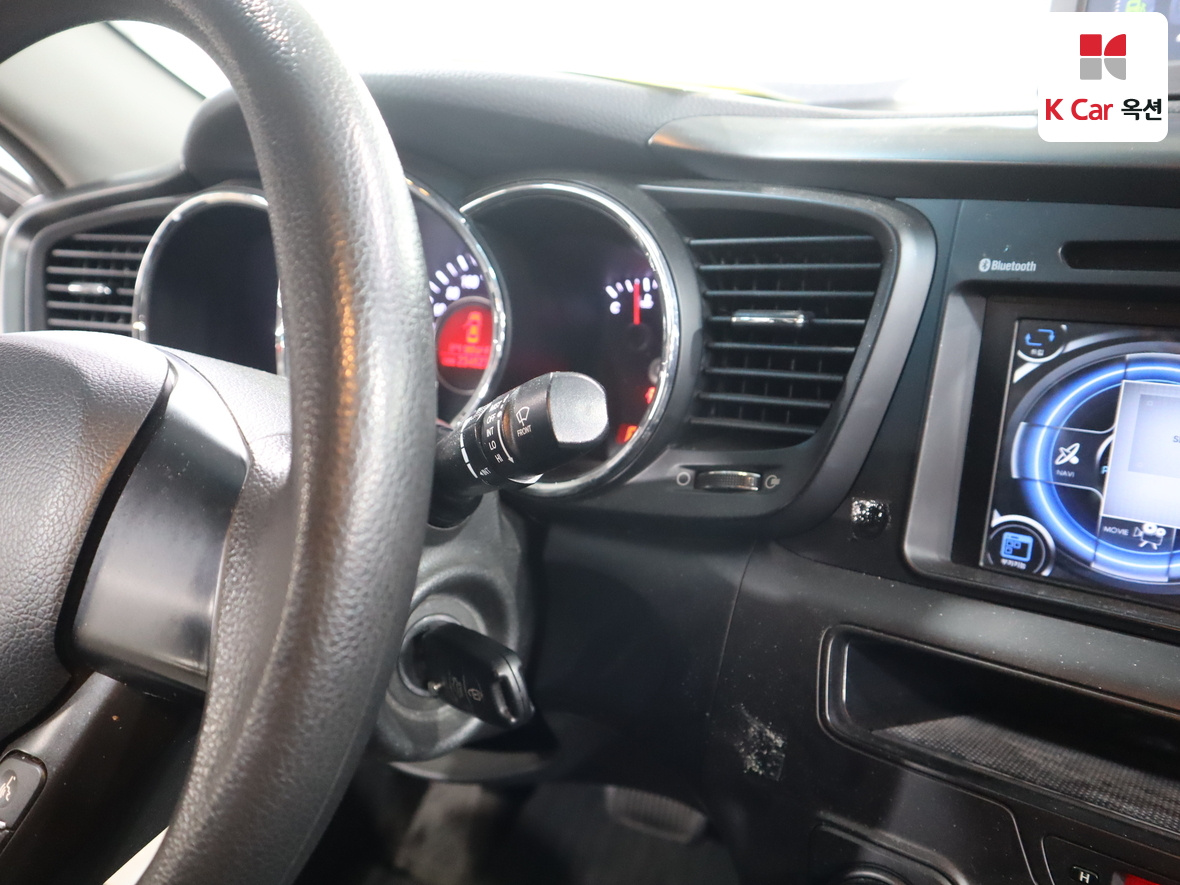 Kia K5 2013 - Image 11