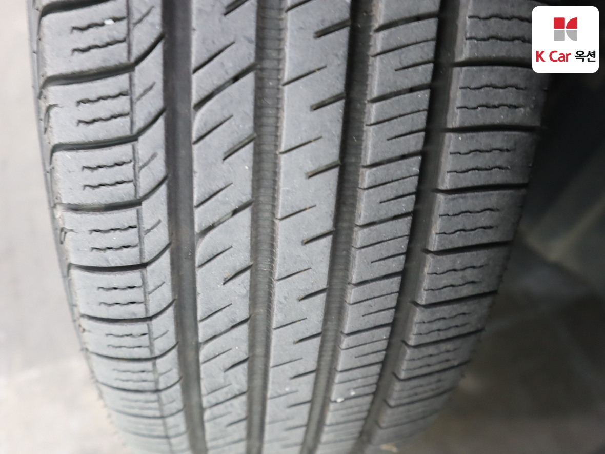 Kia K5 2013 - Image 31