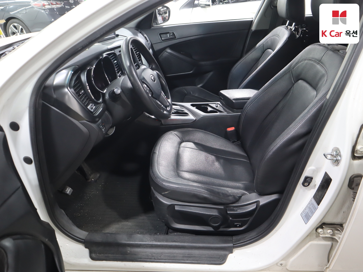 Kia K5 2013 - Image 18