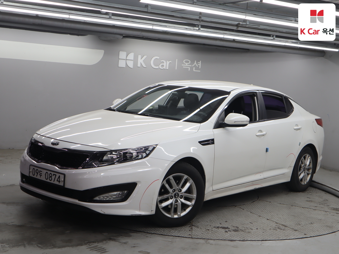 Kia K5 2013 - Image 1