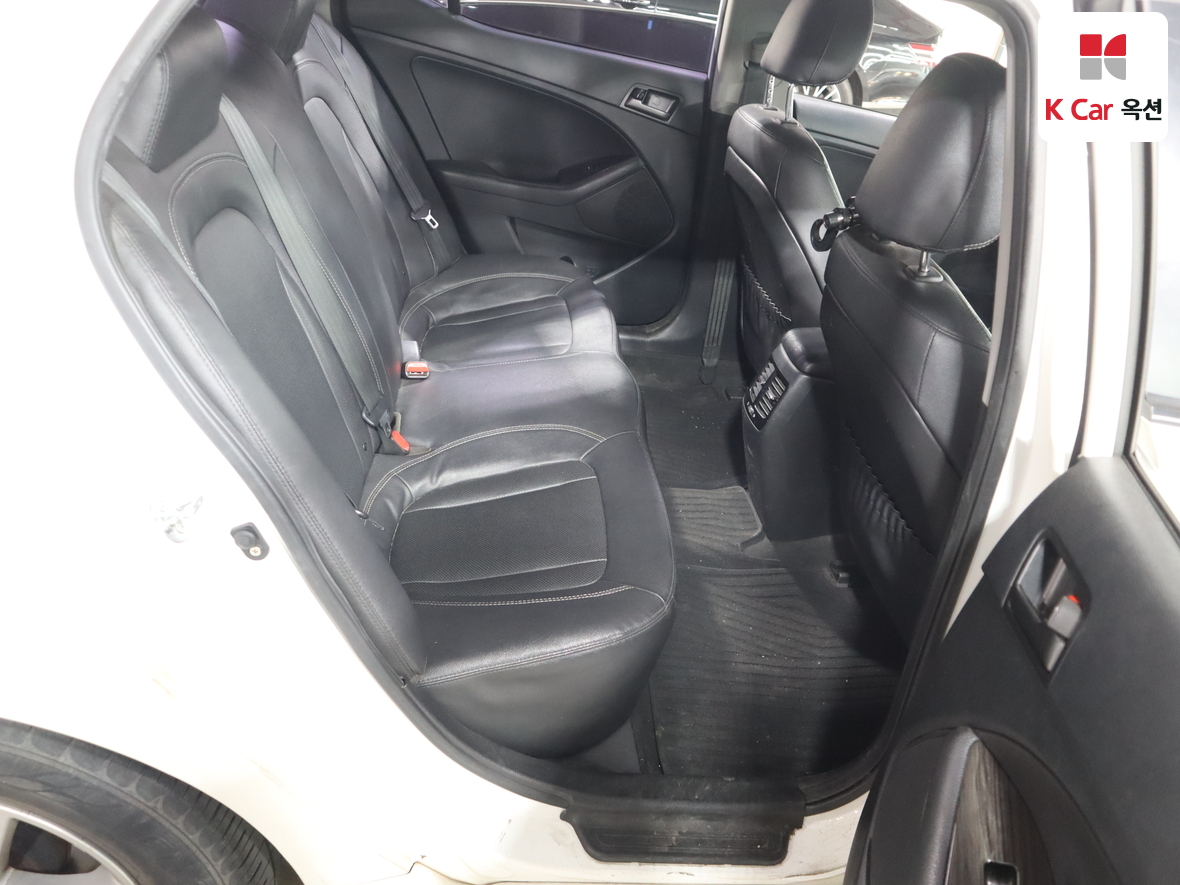 Kia K5 2013 - Image 27